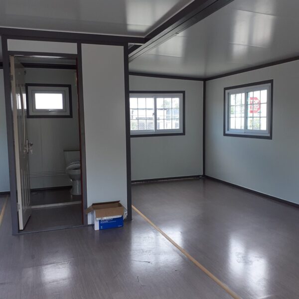 Foldable Mobile House/Portable Office 19x20ft - Image 4