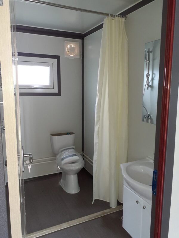 Foldable Mobile House/Portable Office 19x20ft - Image 9