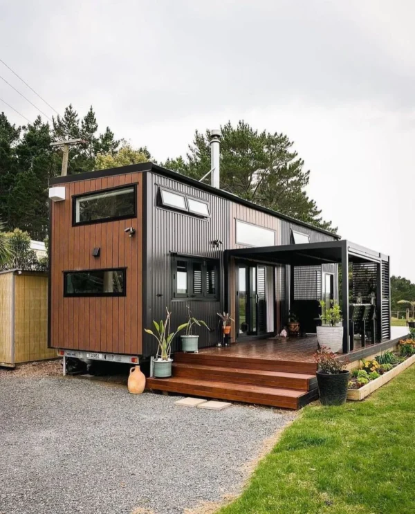Luxury 40ft Prefab Container House With Easy-Folding Sandwich Panels. - Image 2